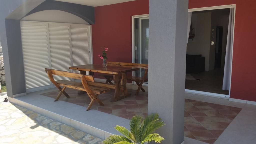 Appartamento House With Swimming Pool Blue Diamond Povljana Esterno foto