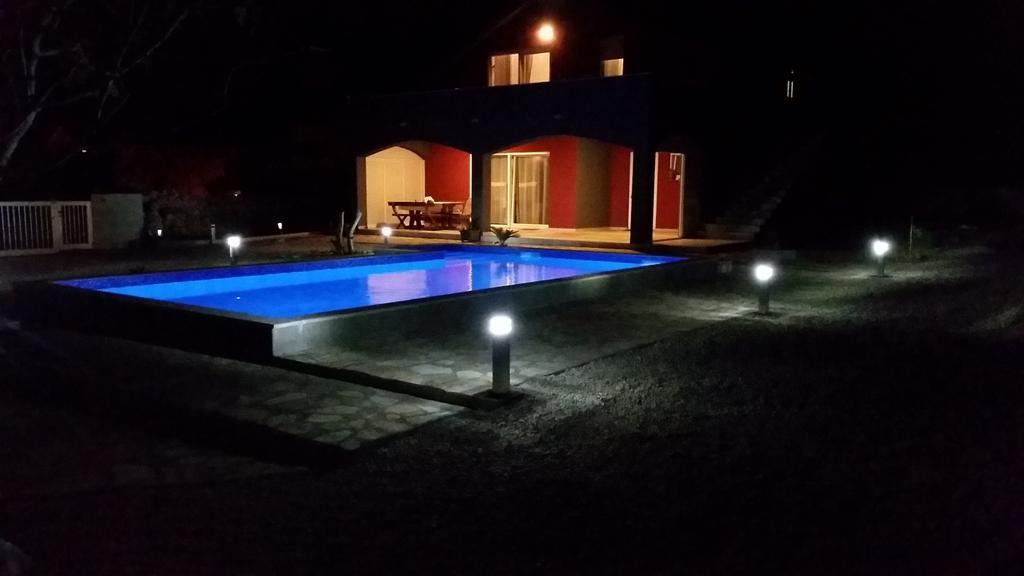 Appartamento House With Swimming Pool Blue Diamond Povljana Esterno foto