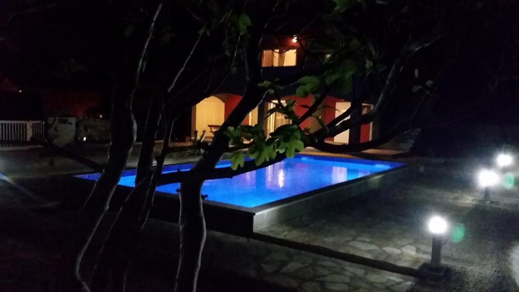 Appartamento House With Swimming Pool Blue Diamond Povljana Camera foto