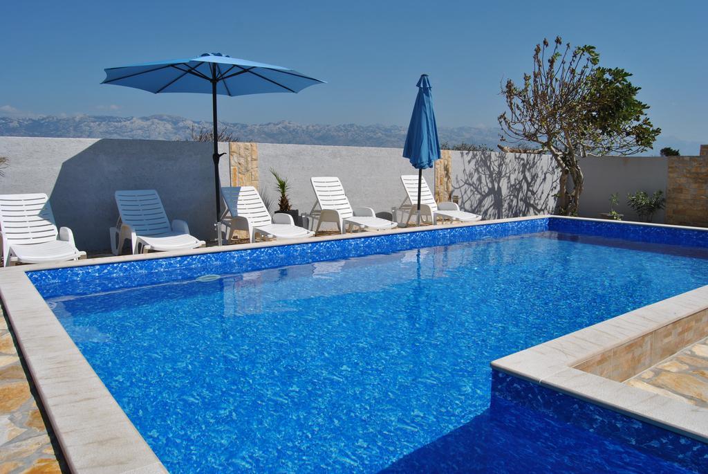 Appartamento House With Swimming Pool Blue Diamond Povljana Esterno foto