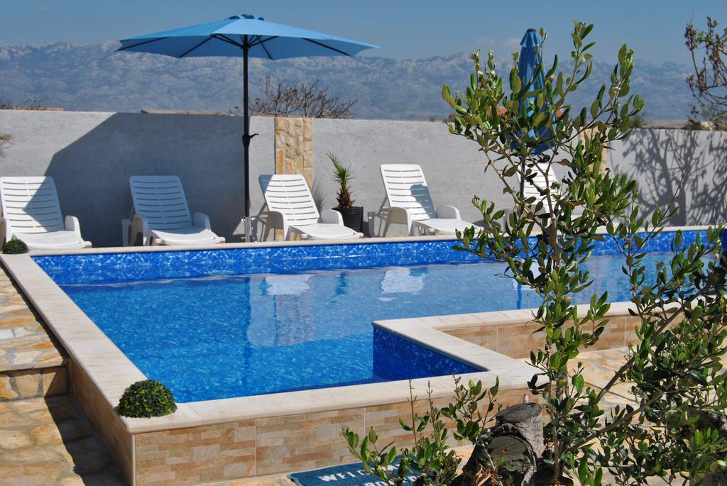 Appartamento House With Swimming Pool Blue Diamond Povljana Esterno foto